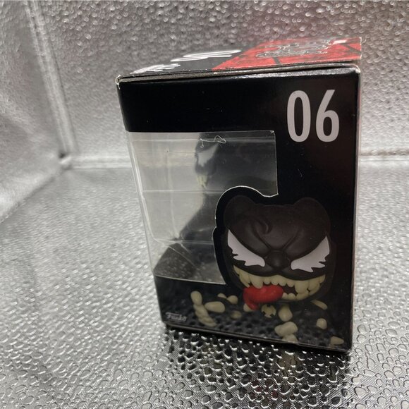 Funko Pop! Marvel – Black Panther - Picture 2 of 5